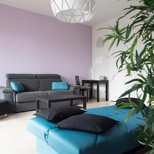 quiet-2-bedrooms-apartment-near-inganni-metro.it-lombardy.com/