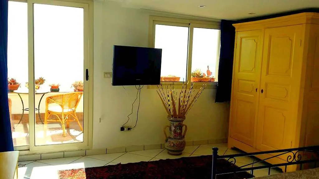 Casa Sul Mare Bed and Breakfast Catania