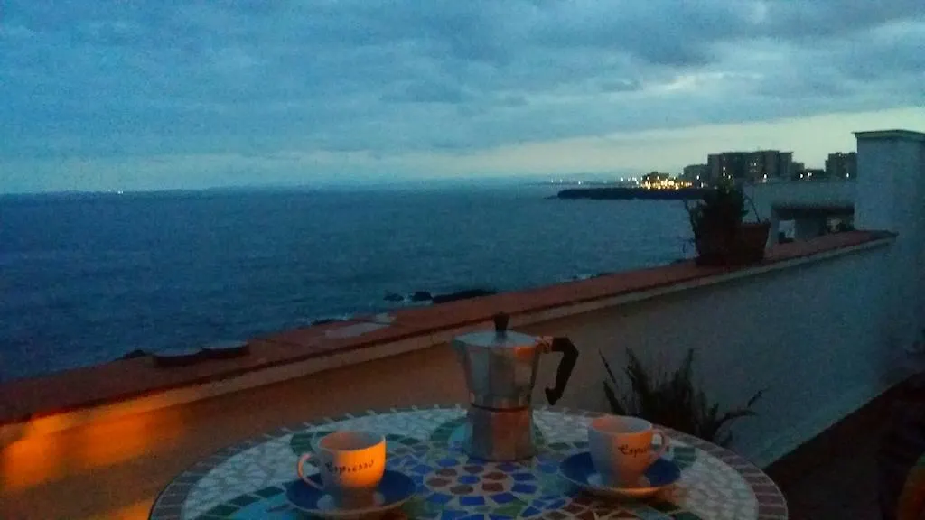 Casa Sul Mare Bed and Breakfast Catania 3*,  Italia