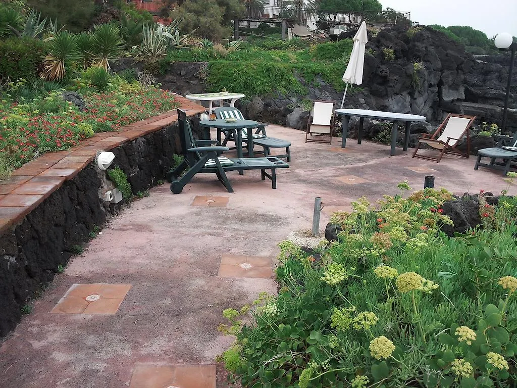 Casa Sul Mare Bed and Breakfast Catania Bed & Breakfast